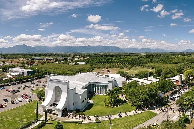 La Iglesia Universitaria de Montemorelos: Un Espacio de Fe, Aprendizaje y Servicio - Qué es una iglesia universitaria iglesia universitaria de montemorelos - Qué es una iglesia universitaria