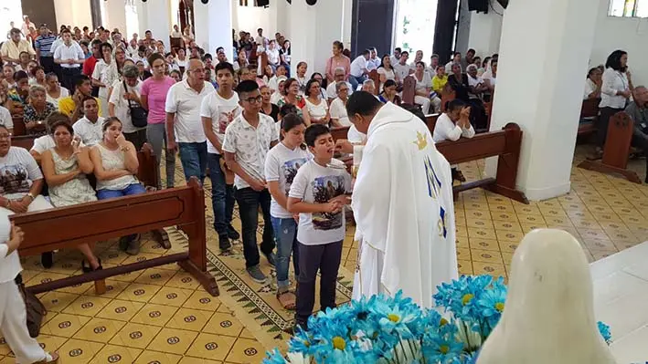 La Comunidad en la Iglesia Católica: Un Viaje de Fe y Fraternidad - Qué es vivir en comunidad catolica comunidad iglesia catolica - Qué es vivir en comunidad catolica