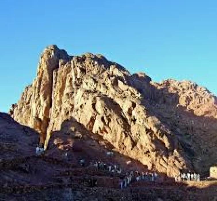 Sinai: Un Nombre Que Evoca Historia y Controversia - Qué fue el Sinai sinai iglesia - Qué fue el Sinai