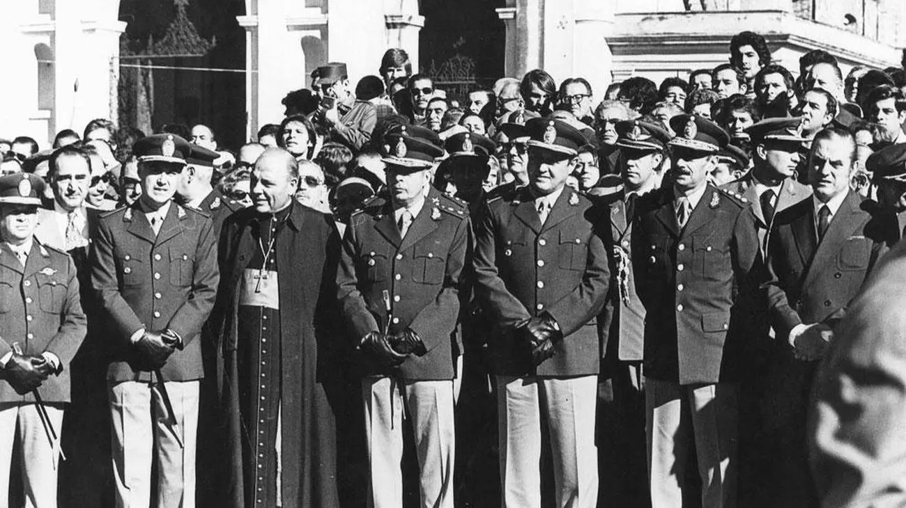 la iglesia en la dictadura militar argentina - Qué hicieron en la dictadura militar Argentina