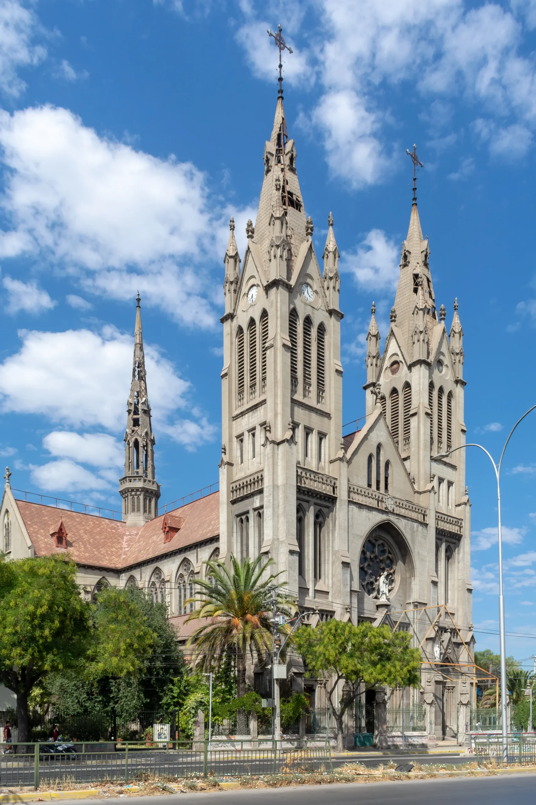 La Iglesia de Nuestra Señora del Perpetuo Socorro: Un Santuario de Fe y Esperanza - Qué milagro hace la Virgen del Perpetuo Socorro iglesia de nuestra señora del perpetuo socorro - Qué milagro hace la Virgen del Perpetuo Socorro