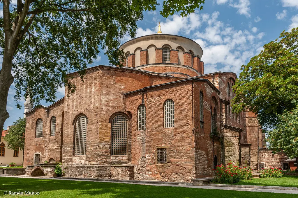 La Iglesia de Santa Irene: Un Tesoro Arquitectónico del Imperio Bizantino - Qué obra de arquitectura destaca en el imperio bizantino iglesia de santa irene arquitectura - Qué obra de arquitectura destaca en el imperio bizantino