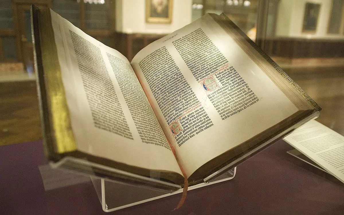 La Santa Biblia: Un Viaje a Través de la Historia y la Fe - Qué quiere decir la Santa Biblia santa biblia - Qué quiere decir la Santa Biblia