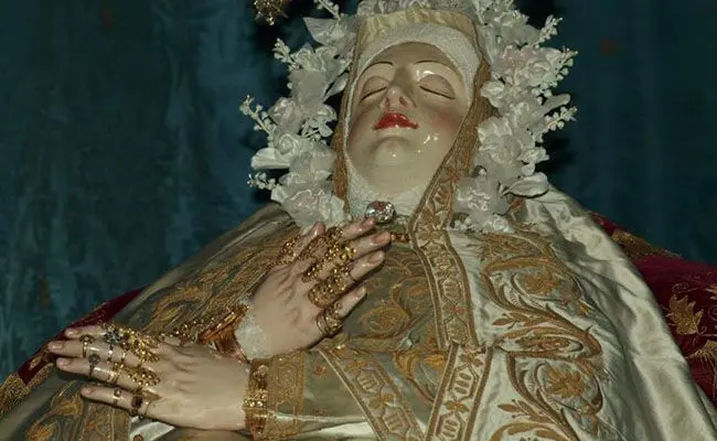 Iglesia Nuestra Señora del Tránsito: Un Recorrido por la Historia y Devoción - Qué representa la Virgen del Tránsito iglesia nuestra señora del tránsito - Qué representa la Virgen del Tránsito