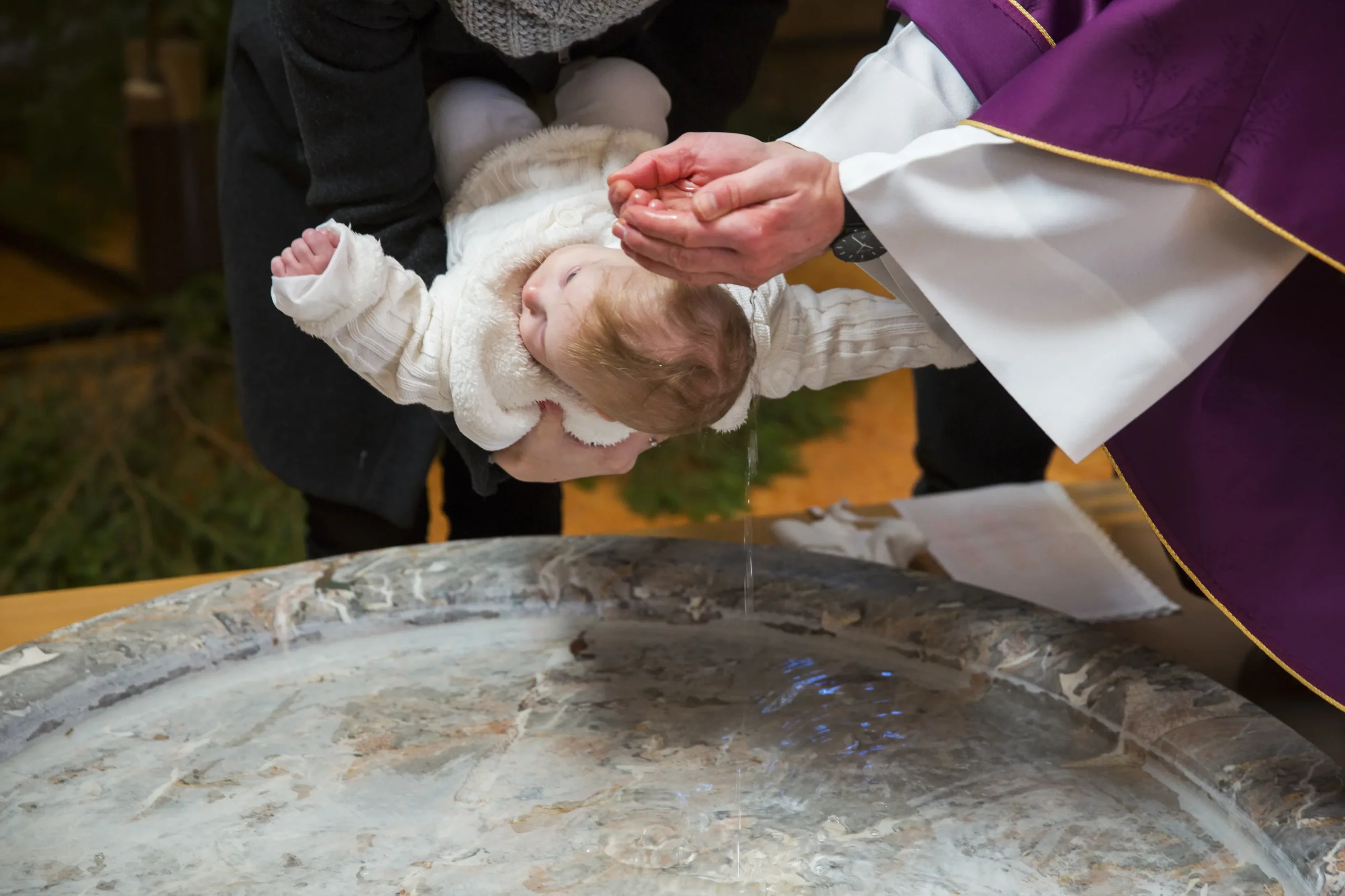 La Ceremonia del Bautismo en la Iglesia Católica: Un Viaje de Fe y Renacimiento - Que se dice en la ceremonia del bautizo ceremonia del bautismo iglesia catolica - Que se dice en la ceremonia del bautizo