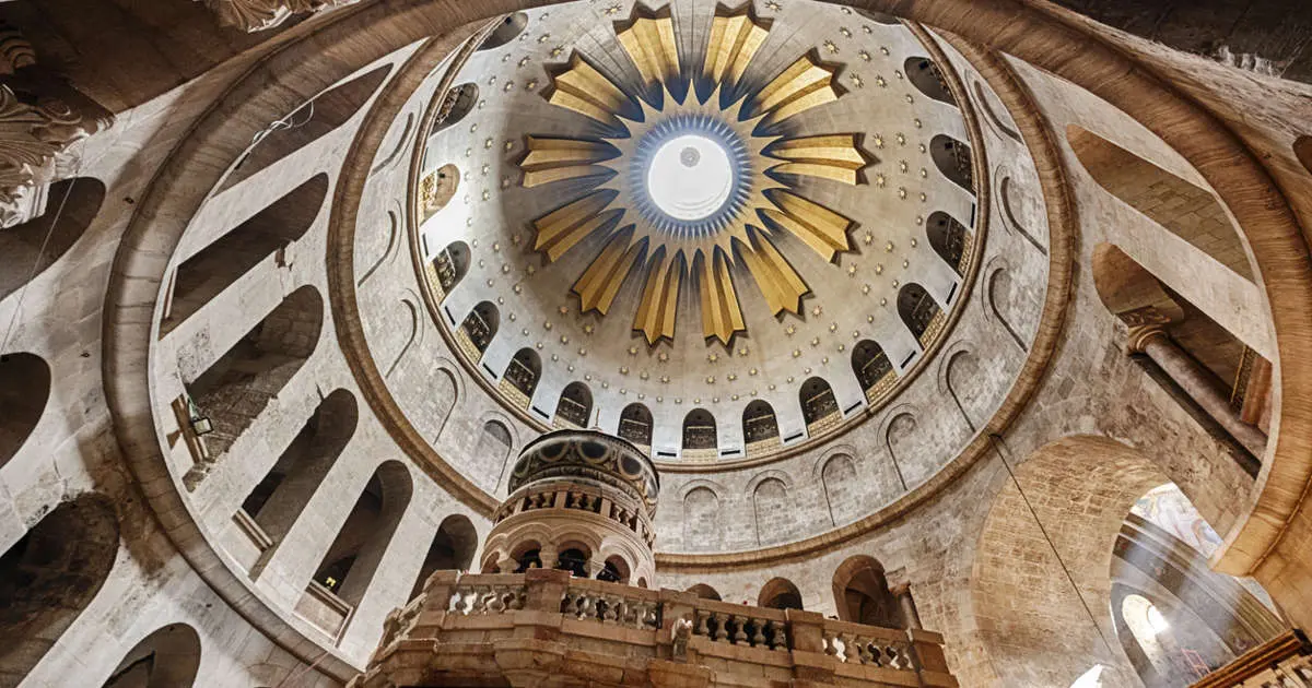La Misa del Santo Sepulcro: Un Viaje Espiritual a la Pasión de Cristo - Qué se hace en el Santo Sepulcro misa santo sepulcro - Qué se hace en el Santo Sepulcro