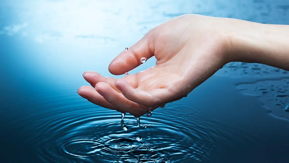 El Milagro del Estanque: Cuando el Ángel Movía las Aguas - Qué significa agitar el agua en la Biblia mueve el estanque biblia - Qué significa agitar el agua en la Biblia