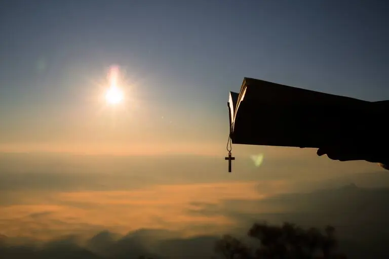¿Qué dice la Biblia sobre la Luna Roja? - Qué significa el eclipse para los cristianos que dice la biblia sobre la luna roja - Qué significa el eclipse para los cristianos