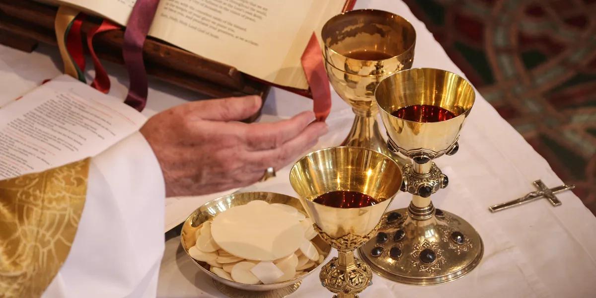 El Ofertorio en la Santa Misa: Un Acto de Amor y Entrega - Qué significa el ofertorio en la Misa el ofertorio en la santa misa - Qué significa el ofertorio en la Misa
