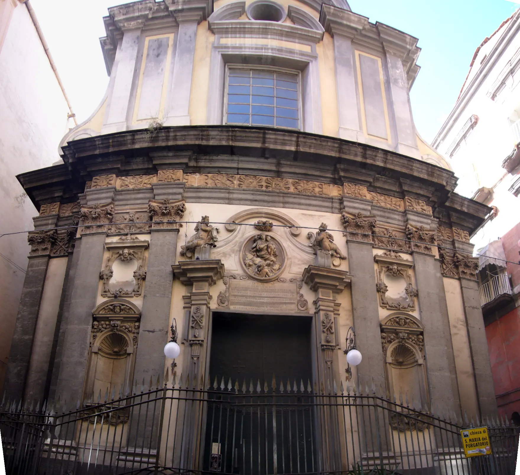 La Iglesia del Purgatorio: Un Viaje a la Purificación - Qué significa estar en el Purgatorio iglesia del purgatorio - Qué significa estar en el Purgatorio