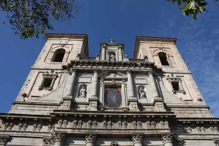 La Iglesia Jesuítica: Una Historia de Fe, Educación y Servicio - Qué significa jesuítica iglesia jesuítica - Qué significa jesuítica