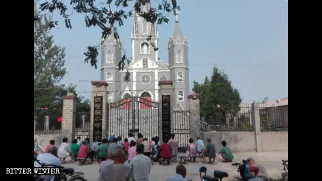 Fuera de la Iglesia: Analizando la Espiritualidad Más Allá de las Instituciones - Qué significa la frase fuera de la Iglesia no hay salvación afuera de la iglesia - Qué significa la frase fuera de la Iglesia no hay salvación