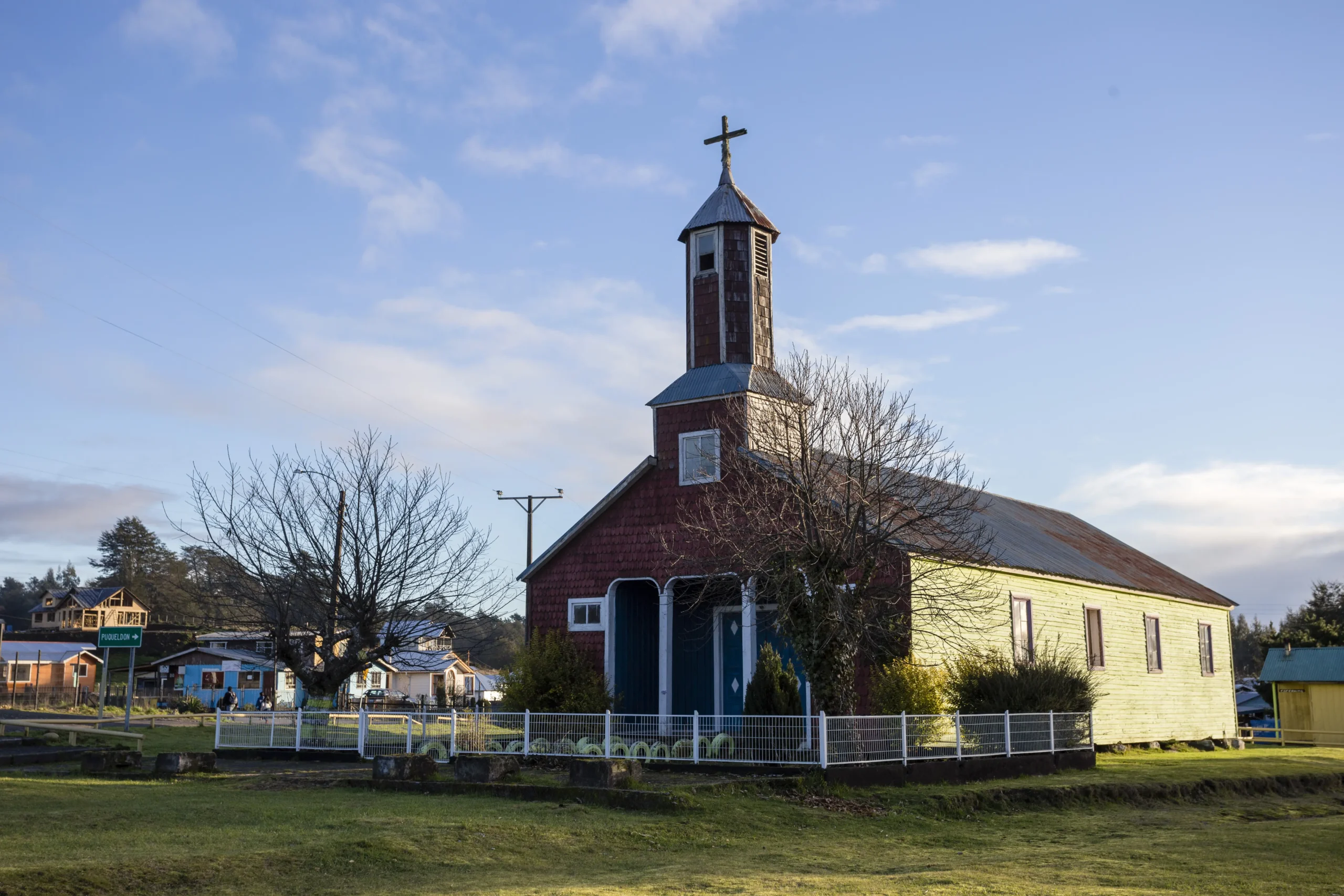 La Iglesia de Puqueldón: Un Tesoro Histórico y Espiritual en la Isla Lemuy - Qué significa puqueldon iglesia de puqueldon - Qué significa puqueldon
