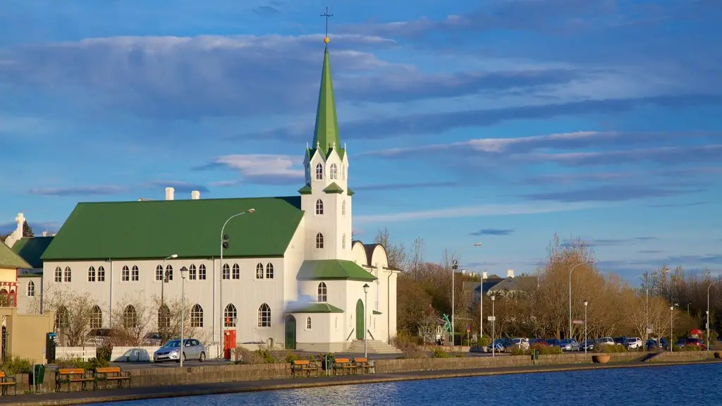La Iglesia Libre de Reikiavik: Un Faro de Fe en la Capital Islandesa - Qué significa Reikiavik en español iglesia libre de reikiavik - Qué significa Reikiavik en español