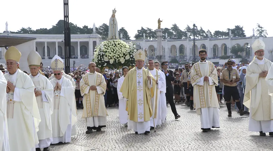 Fieles de la Iglesia Católica: Un Viaje de Fe y Comunidad - Qué son los fieles fieles de la iglesia catolica - Qué son los fieles