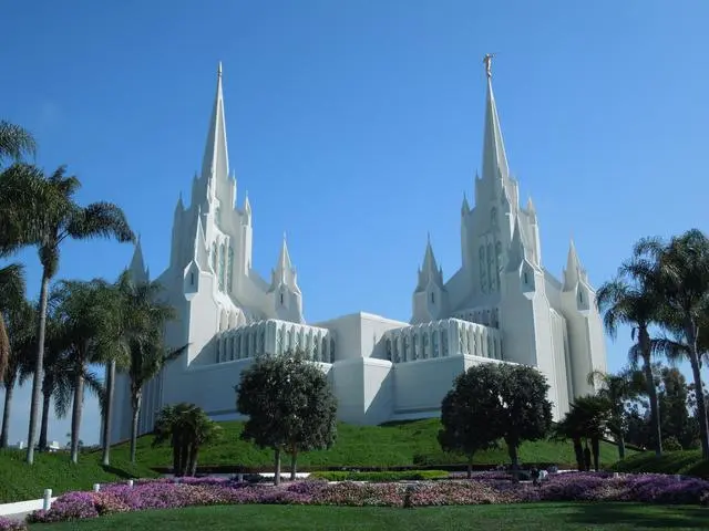 Templos de la Iglesia de Jesucristo de los Santos de los Últimos Días en Chile: Un Lugar de Santidad y Promesas - Qué sucede en el templo de los mormones templo iglesia de jesucristo delos santos delos ultimos dias chile - Qué sucede en el templo de los mormones