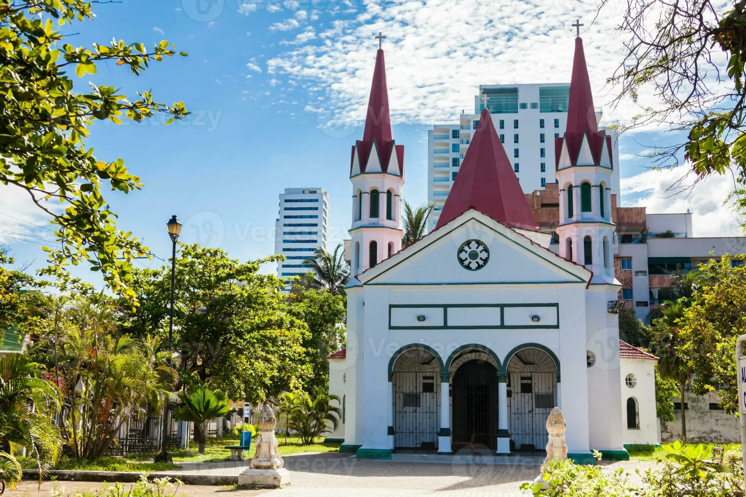 La Ermita del Cabrero: Un Santuario Histórico en el Corazón de Cali - Quién construyó la iglesia La Ermita Cali iglesia ermita del cabrero - Quién construyó la iglesia La Ermita Cali