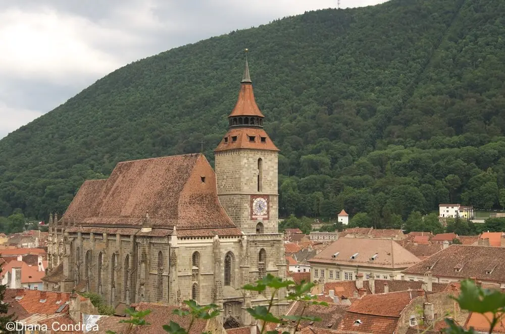 La Iglesia Negra de Brașov: Un Monumento a la Historia y la Fe - Quién construyó la Iglesia Negra en Brasov iglesia negra rumania - Quién construyó la Iglesia Negra en Brasov