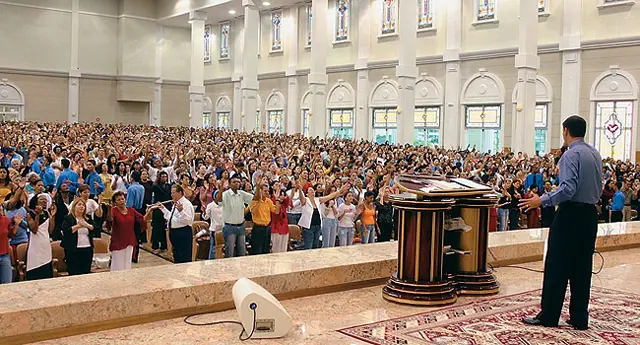 Iglesia Universal del Reino de Dios: Una Mirada Profunda a su Historia, Creencias y Controversias - Quién es el líder de la Iglesia Universal del Reino de Dios iglesia universal del reino de dios - Quién es el líder de la Iglesia Universal del Reino de Dios