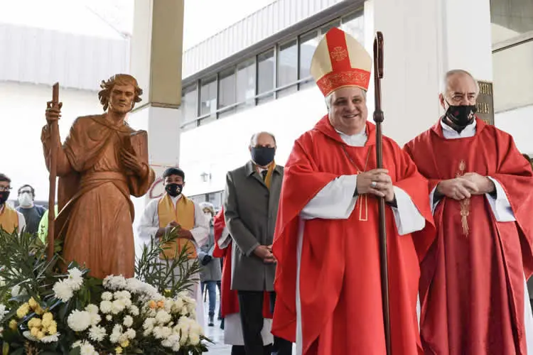 Iglesia Santiago Apóstol: Historia, Tradición y Fe en Mendoza - Quién es el patrón Santiago iglesia santiago apostol mendoza - Quién es el patrón Santiago