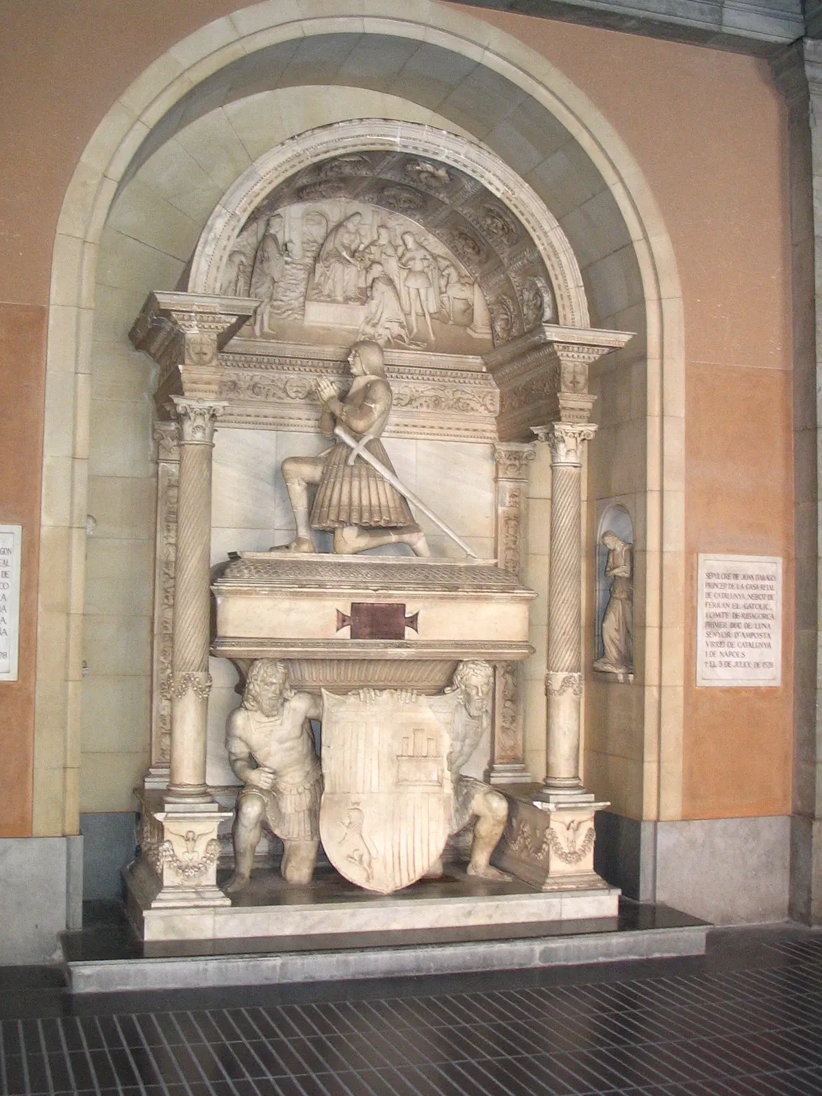 La Iglesia de Montserrat: Un Santuario de Historia, Fe y Belleza - Quién está enterrado en Montserrat iglesia de montserrat españa - Quién está enterrado en Montserrat