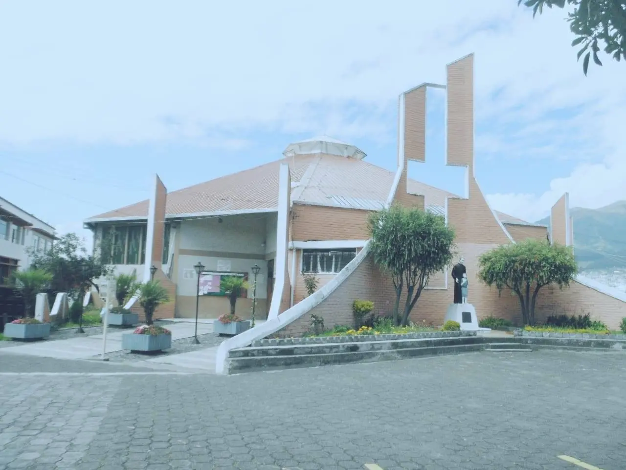 Iglesia San Leonardo Murialdo: Un Legado de Amor y Educación - Quién fue San Leonardo Murialdo iglesia san leonardo murialdo - Quién fue San Leonardo Murialdo