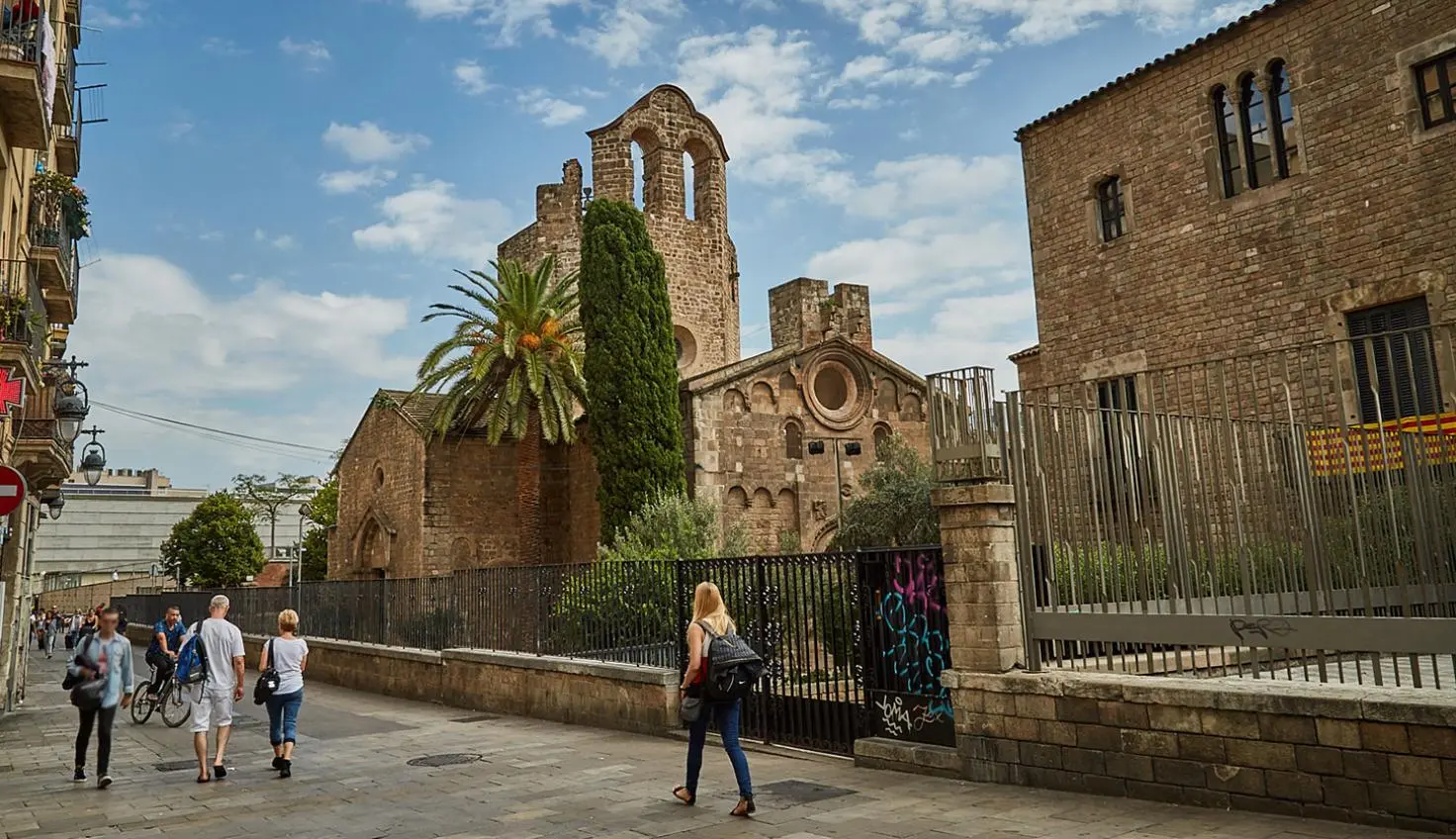 Iglesia y Monasterio de Sant Pau del Camp: Un Viaje a Través del Tiempo en Barcelona - Quién hizo el monasterio de San Juan de la Peña iglesia y monasterio de sant pau del camp - Quién hizo el monasterio de San Juan de la Peña