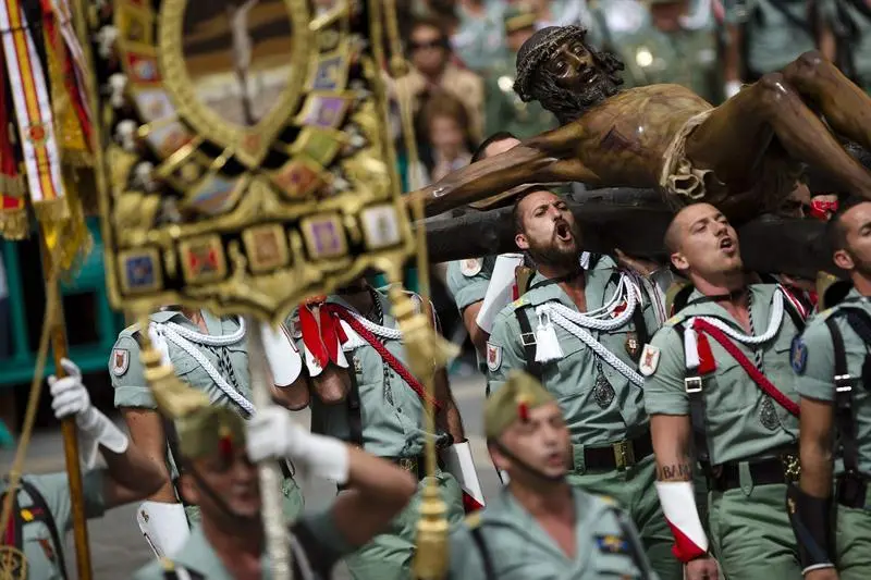 ejercito de la iglesia catolica - Tiene la Iglesia Católica un ejército
